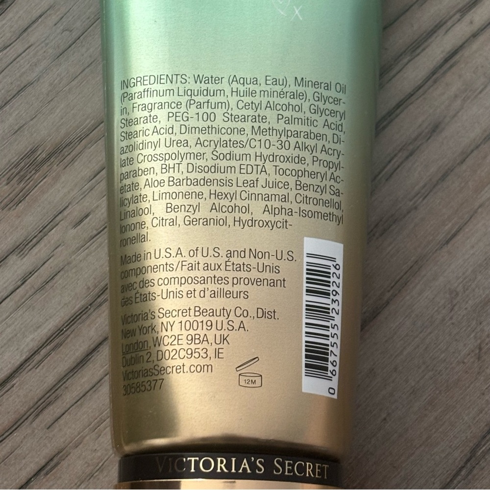 Victoria's Secret Limited Edition Pear Glacé Lotion Tube 8 fluid oz NEW - Picture 2 of 2